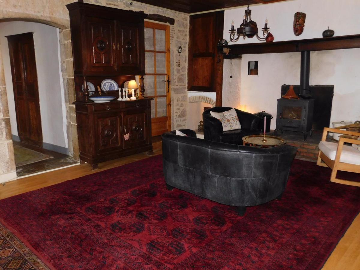 Chambre D'Hotes Les 3 Cochons D'Olt Arcambal Exterior photo